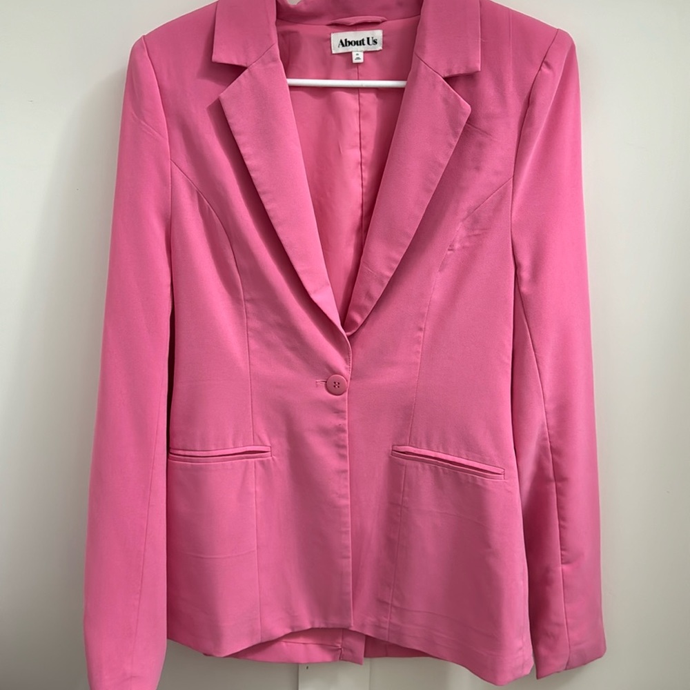 About Us Revolve Hot Pink Minka Long Line Single Button Blazer Medium Barbiecore